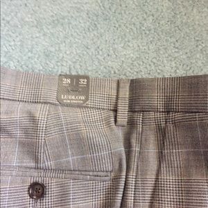 Men’s plaid dress pants